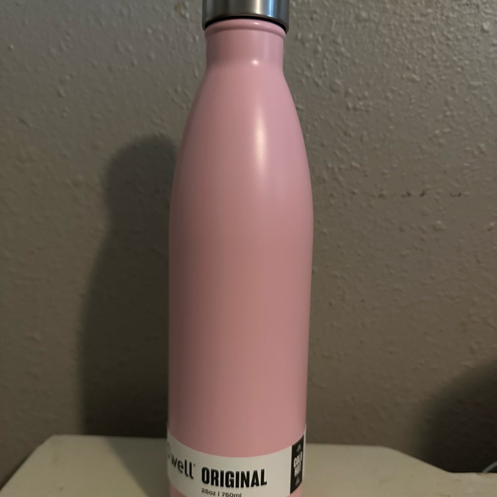 Brand New with tags Swell Original Water Bottle in Peony Pink. Retails for $45.